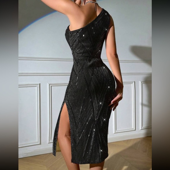 Luxe one shoulder party formal evening dress - Picture 2 of 5
